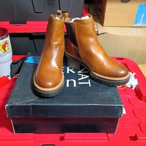 Naturalizer Tan Ankle Booties